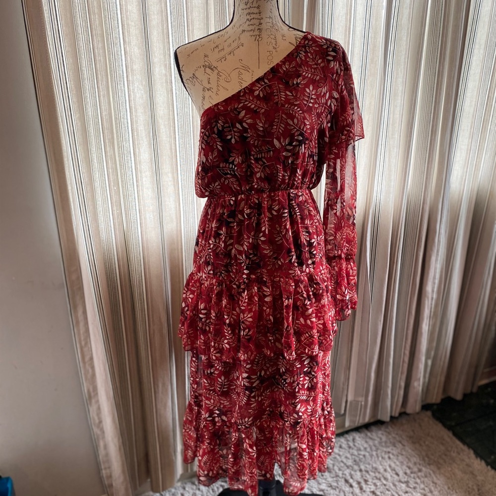 Semi-sheer, chiffon, midi floral dress.